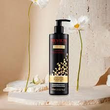 Revlon Realistic Black Seed Oil Strengthening Oil Shampoo