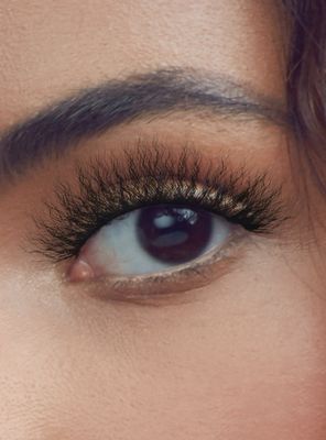 Poppy &amp; Ivy Wavy Lashes Dynamic 5D Volume