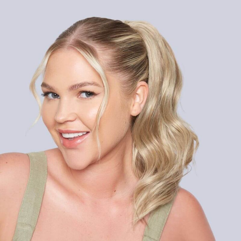 Stranded Medium Wand Wave Clip-in Ponytail