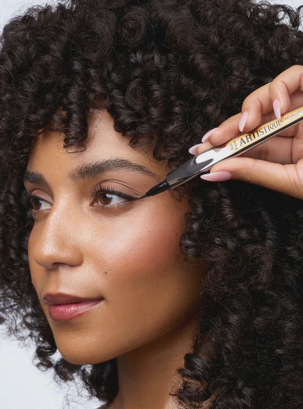 Absolute New York Artistique Easy Grip Liquid Eyeliner