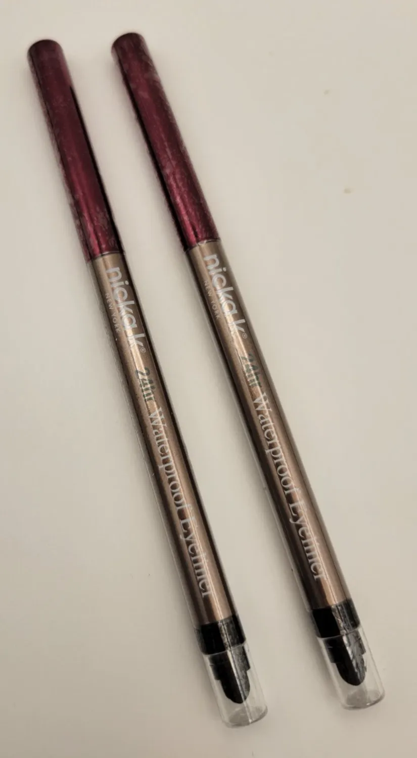 24HR WATER Proof eyeliner