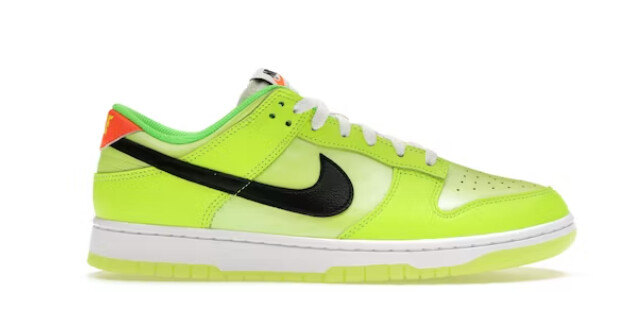 Nike Dunk Low SE Splash Volt
