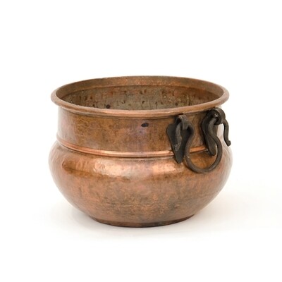 Small Belly Cauldron (DISPLAY ONLY) Small Belly Cauldron (DISPLAY ONLY)