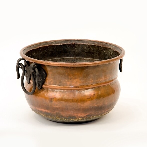 Medium Belly Cauldron (DISPLAY ONLY) Medium Belly Cauldron (DISPLAY ONLY)