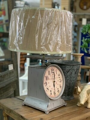 Scale Clock Lamp (DISPLAY ONLY)