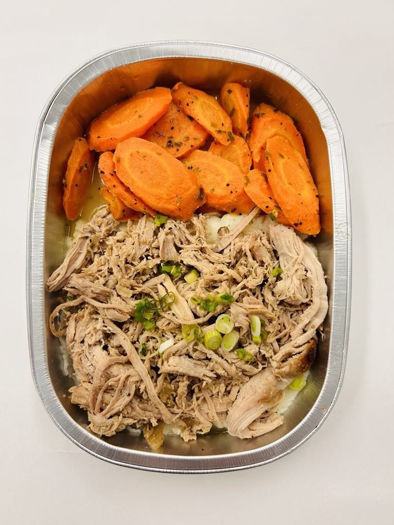 Parmentier porc braisé, patates pilées et carottes rôties