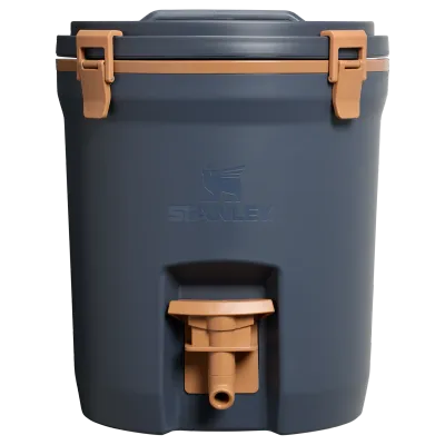 Stanley - The Fast-Flow Water Jug 2 GAL / 7.5L