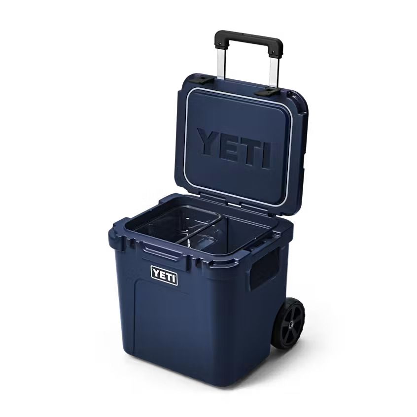 YETI - INTL Roadie Wheeled 48, Color: Navy
