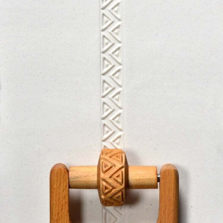 Small Roller 025 - Zigzag Triangles