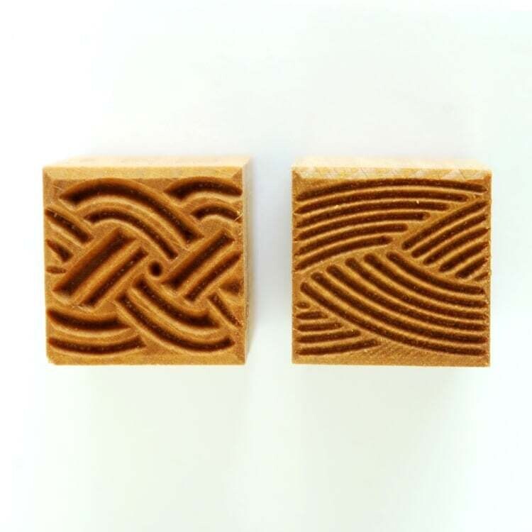 Med Square Stamp 013 - Braid