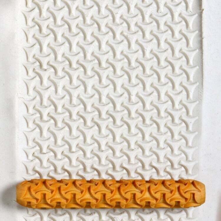 Hand Roller 037 - Wishbone Weave
