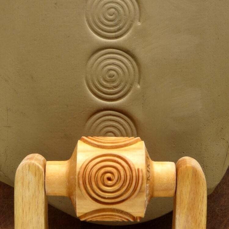 Med Roller 005 - Spiral