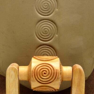 Med Roller 005 - Spiral