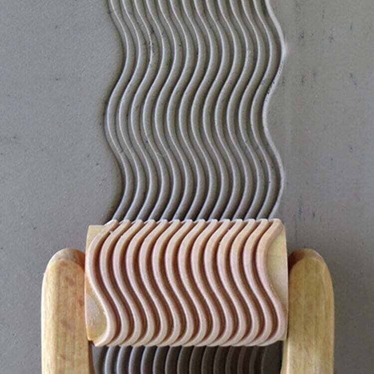 Large Roller 002 - Wavy Lines