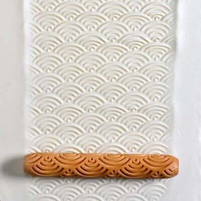 Hand Roller 003 - Scallop Art Deco