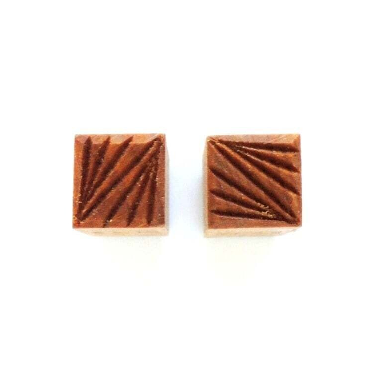 Small Square Stamp 002 - Line Carving