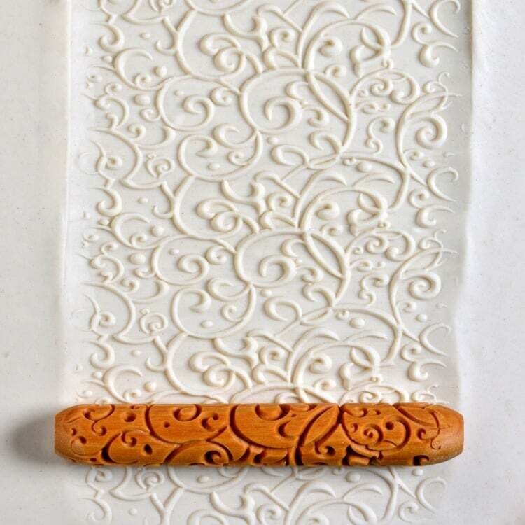 Hand Roller 009 - Curlicue