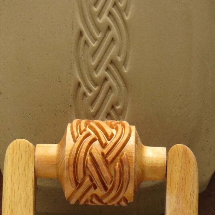 Med Roller 002 - Braid