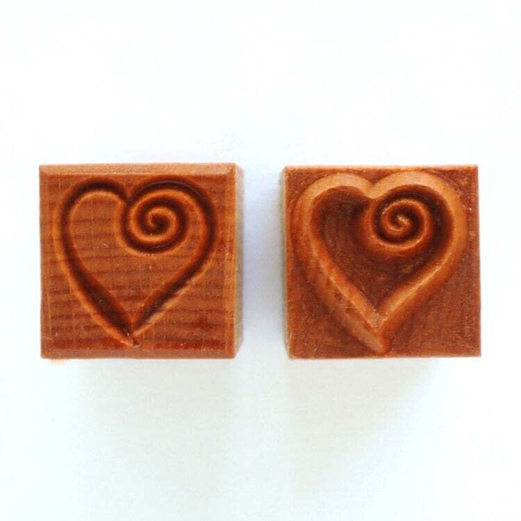 Med Square Stamp 142 - Heart with Curl