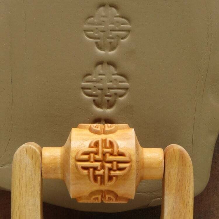Med Roller 004 - Celtic Knot