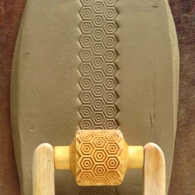 Med Roller 022 - Honeycomb