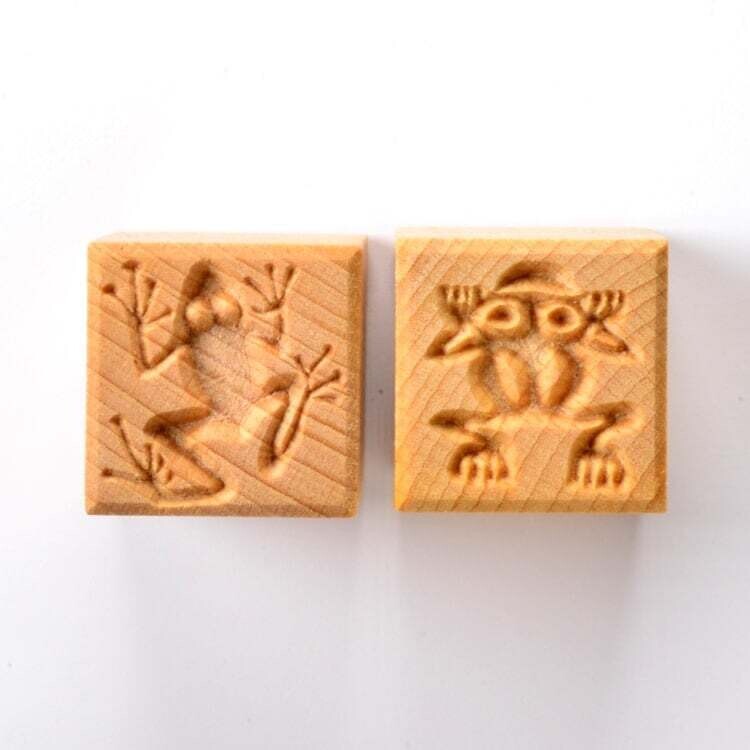 Med Square Stamp 076 - Frog