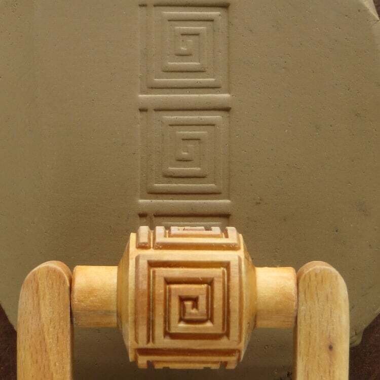 Med Roller 001 - Square Spiral