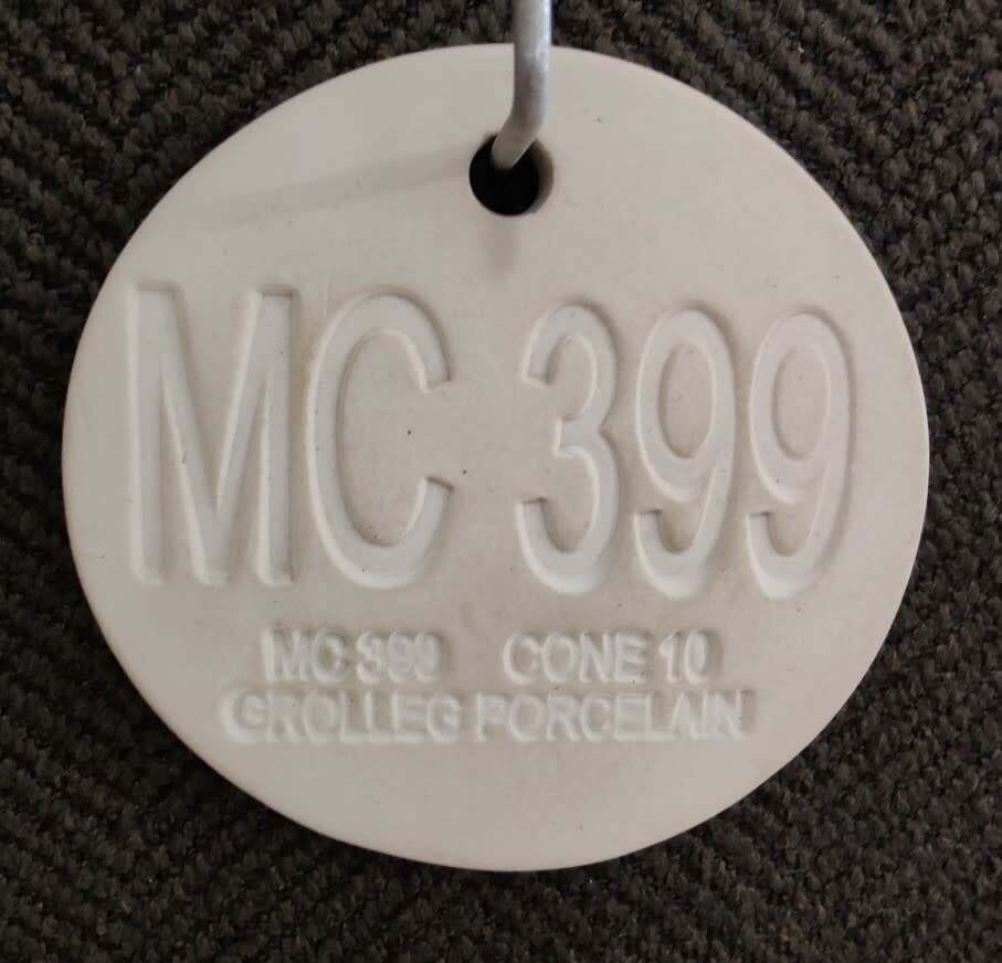 MC399 - Grolleg Porcelain ^10 25Lb