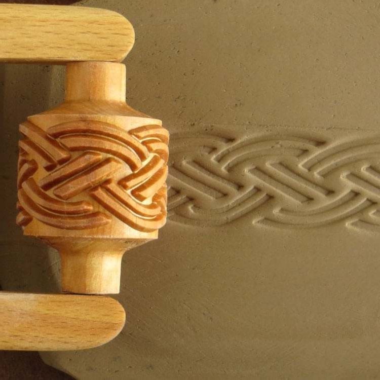 Med Roller 002 - Braid