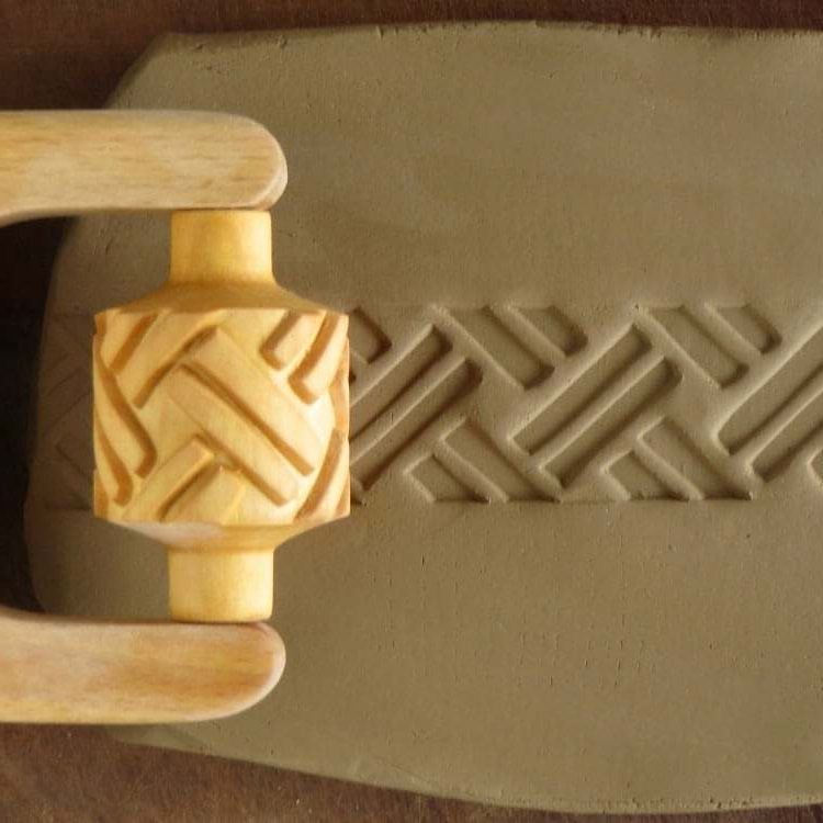 Med Roller 019 - Plaited Bands