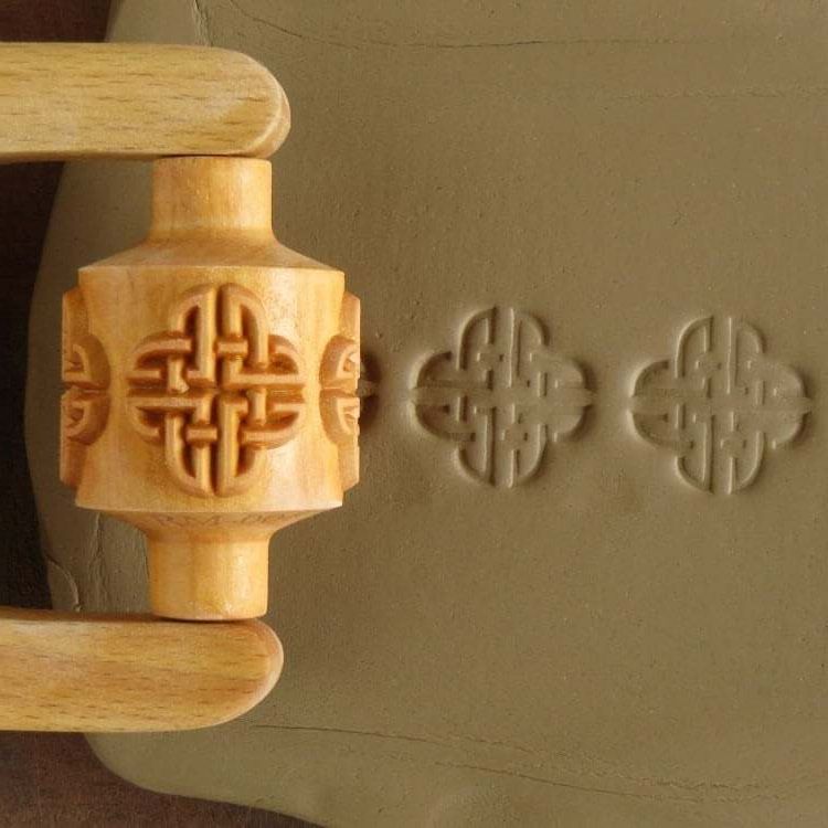 Med Roller 004 - Celtic Knot