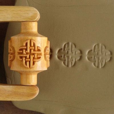 Med Roller 004 - Celtic Knot