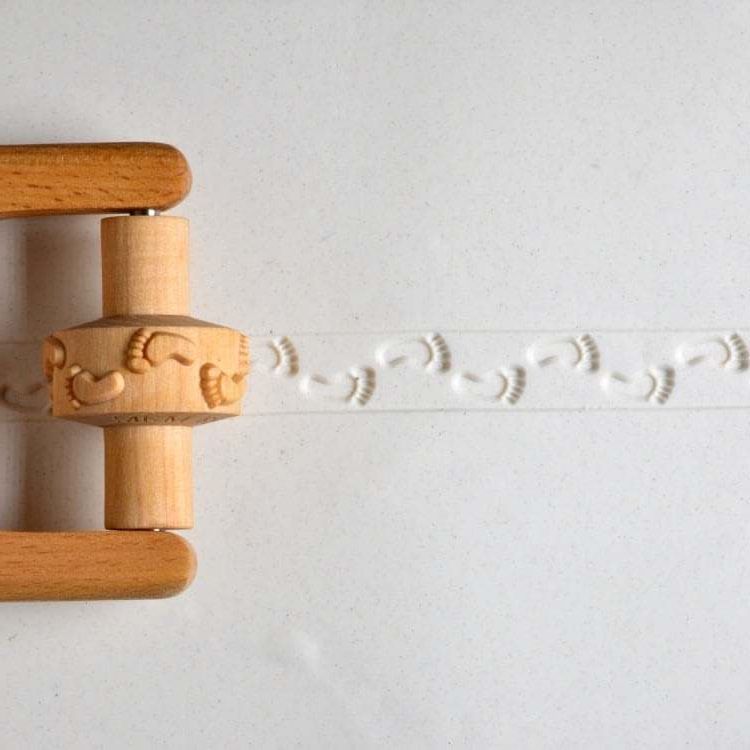 Small Roller 009 - Footprints