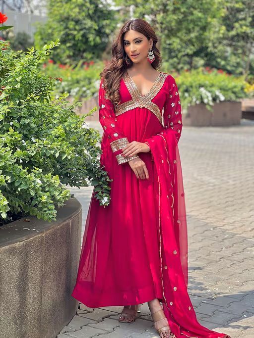 ROBE JAIDA