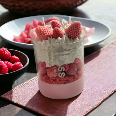 Extra Big Strawberry Cheesecake Macaroon Dessert