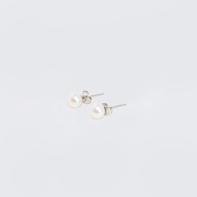 Pearl Petite studs