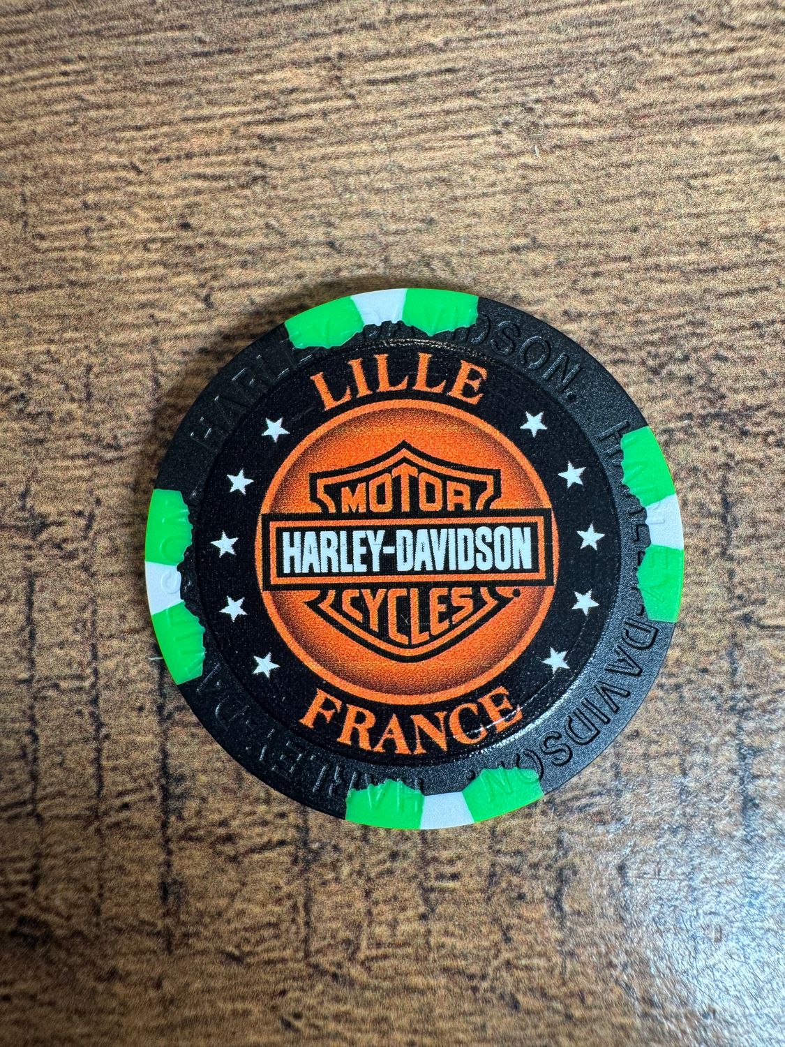 jetons de poker noir et vert