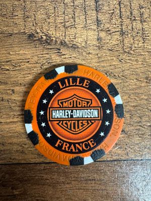 jetons de poker orange et noir