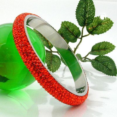 Armreif 77x10mm Metall mit 6 Reihen Glassteine rot-orange Armreif 77x10mm Metall mit 6 Reihen Glassteine rot-orange