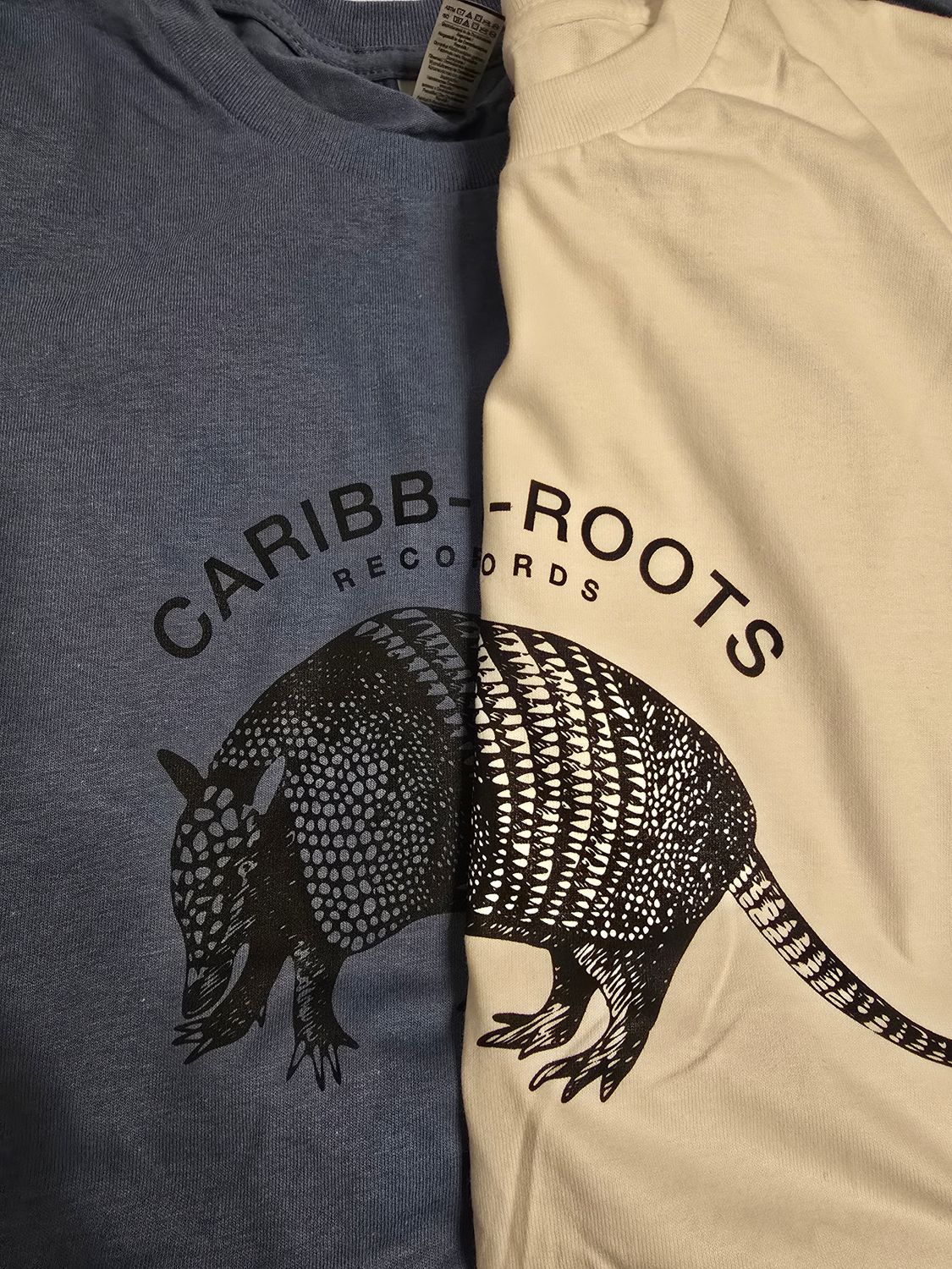 CARIBB ROOTS - ARMADILLO TEE
