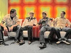 CD - SHOCKIN'TV, COUNTRY'S NOT DEAD