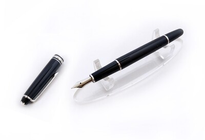 Montblanc Meisterstuck Classique 163 Fountain | Ink Pen