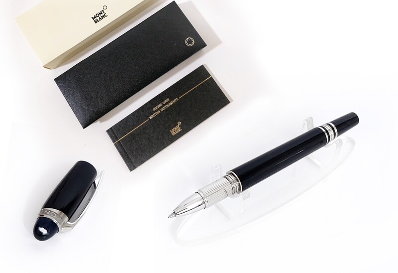 Montblanc Starwalker 2019 Resin 118872 Doué Rollerball Pen - Refurbished