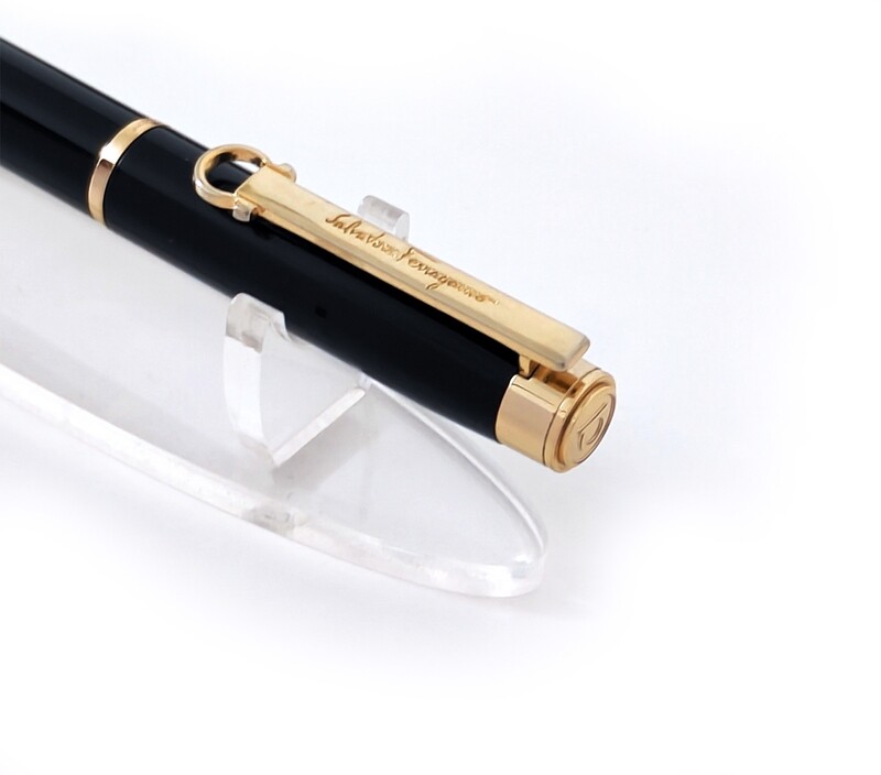 Beautifully Crafted Salvatore Ferragamo Black|Gold Ballpoint Pen - Refurbished