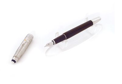 Montblanc Meisterstuck Le Petit Prince and Aviator Solitaire (Mid-Size) Pen - 119668