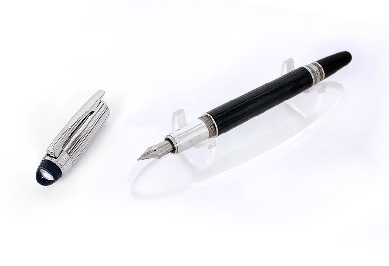 Montblanc Starwalker Doue Fountain | Ink Pen, Medium Nib