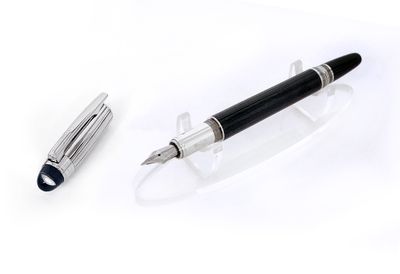 Montblanc Starwalker Doue Fountain | Ink Pen, Medium Nib