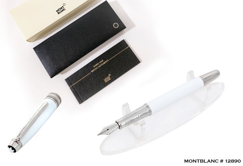 MontBlanc Meisterstuck &quot;Tribute to the Mont Blanc&quot; Mozart Fountain Pen 106847 - Refurbished