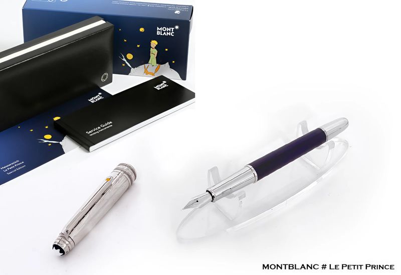 Montblanc Meisterstück Le Petit Prince Solitaire Doué Classique Fountain | Ink Pen - Refurbished
