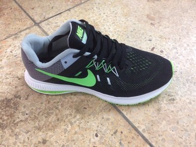 nike zoom winflo 2 black